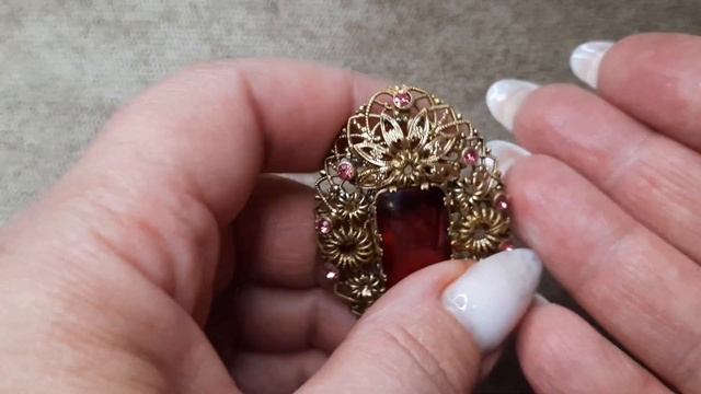 ЧУДЕСНЫЕ НОВИНКИ С БАРАХОЛКИ !!!!КРАСИВЕЙШИЕ БРОШИ!!!! смотреть онлайн