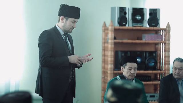 Айнур Арсланов провел рабочее совещание с имамами Абзелиловского района смотреть онлайн