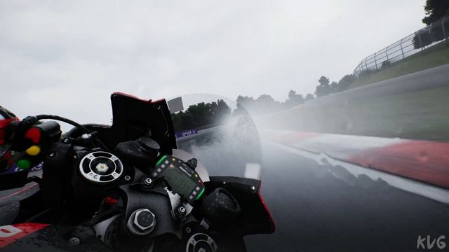 MotoGP 21 - Ducati Desmosedici GP21 - Rain Gameplay (PC UHD) [4K60FPS] смотреть онлайн