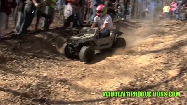 INSANE REDNECK BARBIE JEEP RACING смотреть онлайн