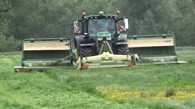 Silage 2020 - Mowing with TWO Triples & John Deeres 6210R & 6215R смотреть онлайн