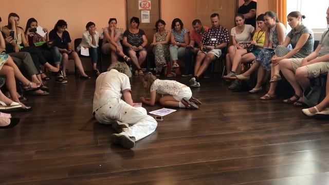 Александр Лобок работает с Ребёнком смотреть онлайн