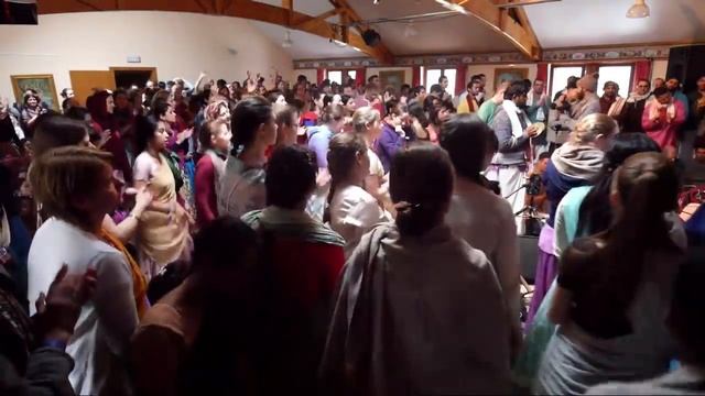 Radhadesh Mellows 2018 - Day 3, Niranjana Swami смотреть онлайн