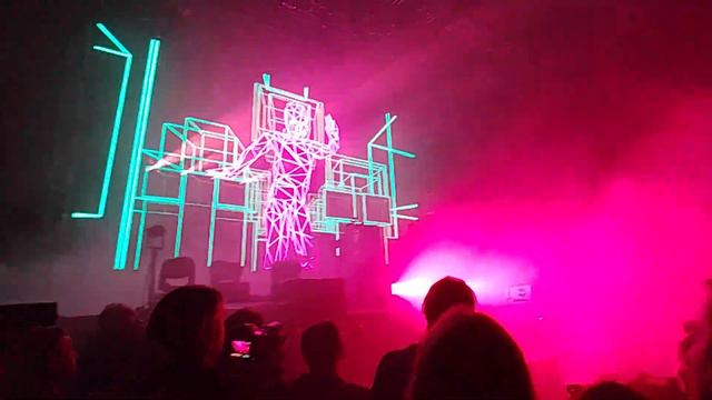 Chemical Brothers - "Go" live, Prague Metronome festival, 23.6.2018 смотреть онлайн