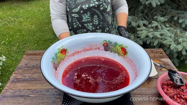 ВАРЕНЬЕ ИЗ КЛУБНИКИ! Вкуснейший рецепт варенья из клубники! смотреть онлайн