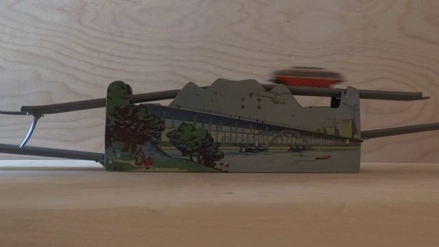 Автобус с трамплином, СССР Игрушка МЗМЗИ смотреть онлайн