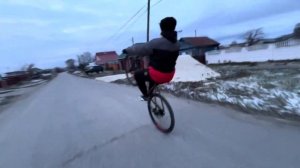 ПРОКАТИЛИСЬ ЗИМОЙ НА ЗАДНЕМ | ЗИМНЯЯ КАТКА | СТАНТ НА ВЕЛОСИПЕДЕ