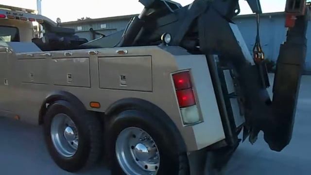 1997 Peterbilt with Century 5030 смотреть онлайн