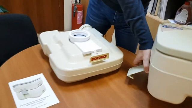 Портативный биотуалет BIOFORCE Compact WC 12 10