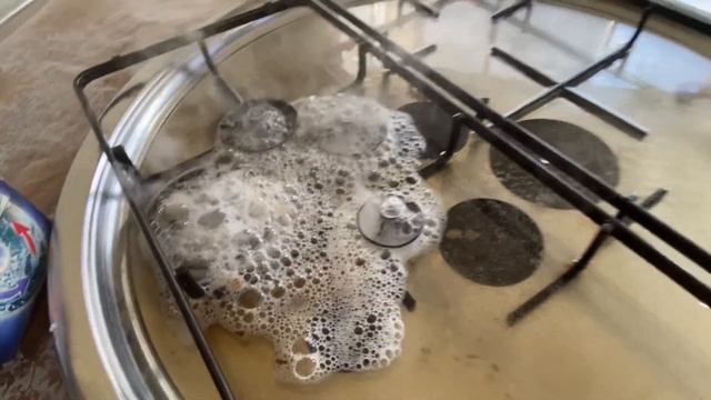 YAĞLANMIŞ OCAK DEMİRLERİ NASIL KOLAY ? TEMİZLENİR? смотреть онлайн