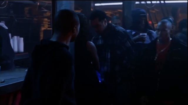 Derek Punches Malakai | Save The Last Dance смотреть онлайн