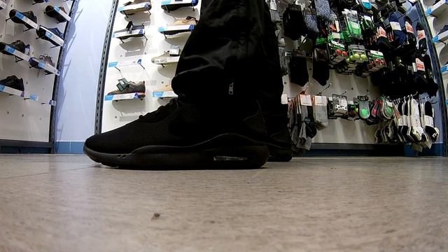 Кроссовки мужские Nike Air Max Oketo смотреть онлайн