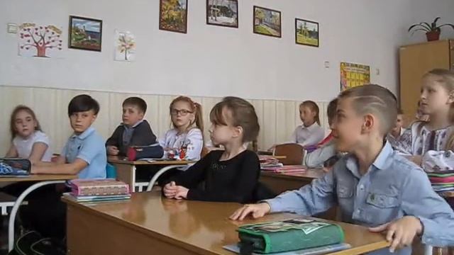 Буктрейлер Витя Малеев в школе и дома смотреть онлайн