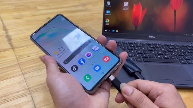 Box SSD M2 với điện thoại đi động . Orico M2PF-C3 смотреть онлайн