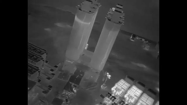 Thermal drone video of oilfield location смотреть онлайн