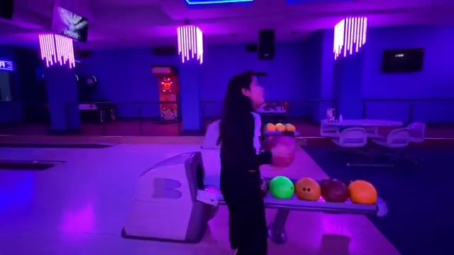 watch my winning moves#GOBOWLING смотреть онлайн