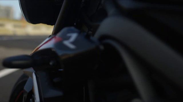 New Street Triple R - The Definitive Street Fighter смотреть онлайн