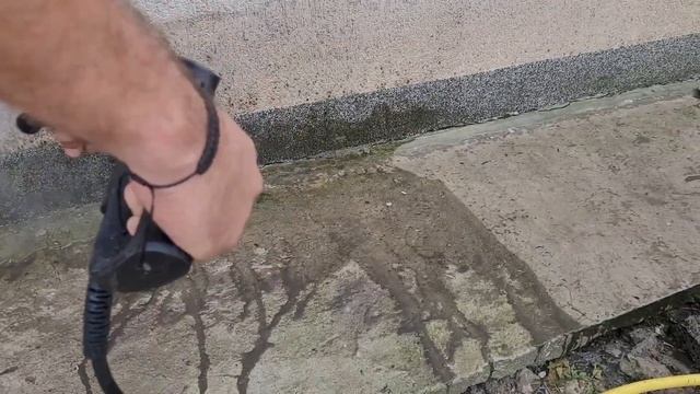 Как отмыть плесень, грязь с шубы/отмостки смотреть онлайн