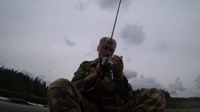 оз. Заливное. Рощино. Рыбалка с лодки на ультралайт. смотреть онлайн