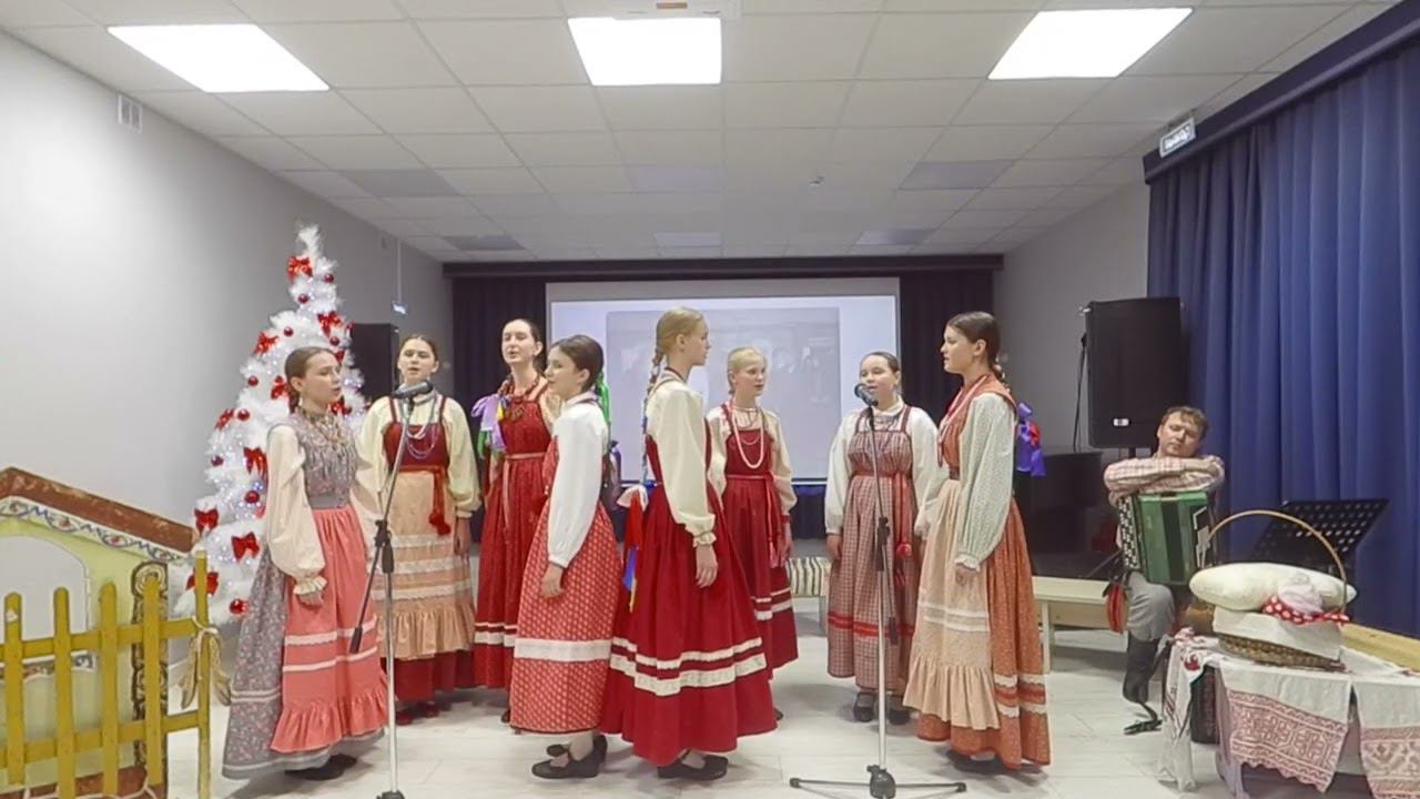 «Черный ворон воду пил» – хороводная с. Талбакуль Колосовского р-на Омской области смотреть онлайн