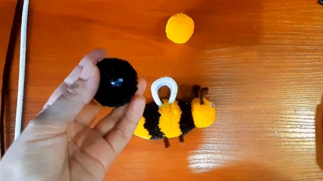 Пушистые пчёлки для детского сада! смотреть онлайн