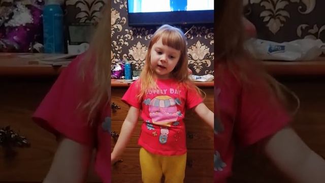 Ходит наша бабушка, палочкой стуча смотреть онлайн