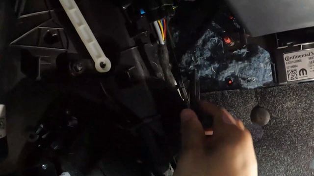 Como trocar filtro de ar condicionado FIAT MOBI e FIAT ARGO. Passo a passo para a linha MOBI Todos смотреть онлайн