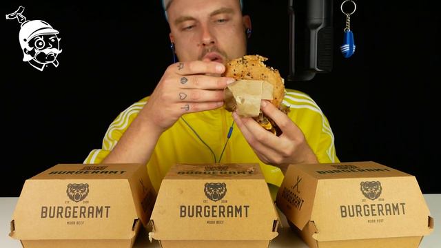 ASMR Triple Cheeseburger Essen 🍔  - GFASMR