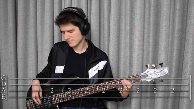 Green Day - Wake Me Up When September Ends (Bass Cover With Tab) смотреть онлайн