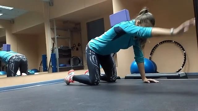 Упражнение для укрепления мышц КОРа и плечевого пояса смотреть онлайн