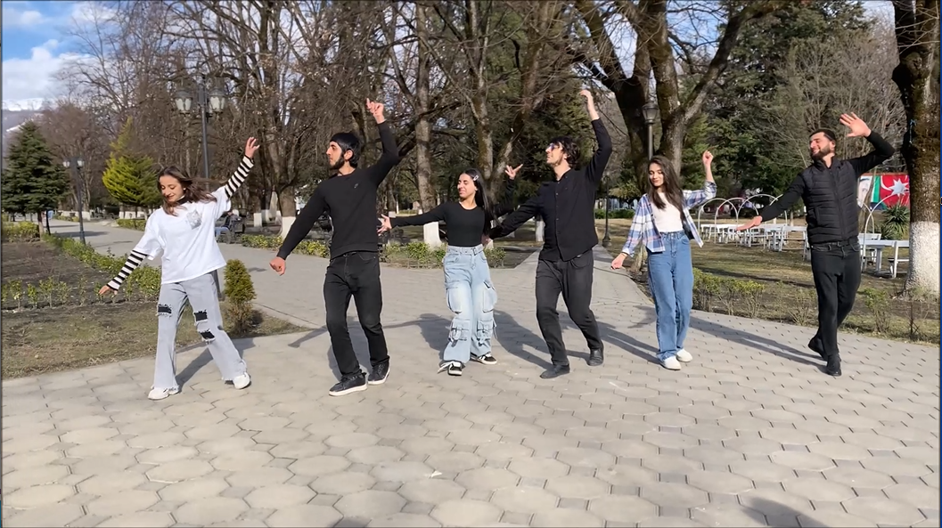 Кайфовая Мадина Лезгинка 2024 Чеченская Песня Madina Super Lezginka Chechen ALISHKA Zaqatala Park смотреть онлайн