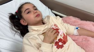 ELİF SİNEM ATEŞLENDİ HASTANELİK OLDUK !! ELİF SAKIN SERUMU YİNE İÇME!!! @elifsinemtv