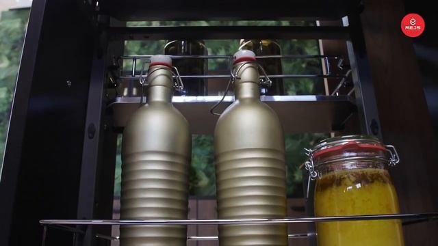 Корзины для высоких кухонных шкафов Rejs система Cargo Maxi смотреть онлайн
