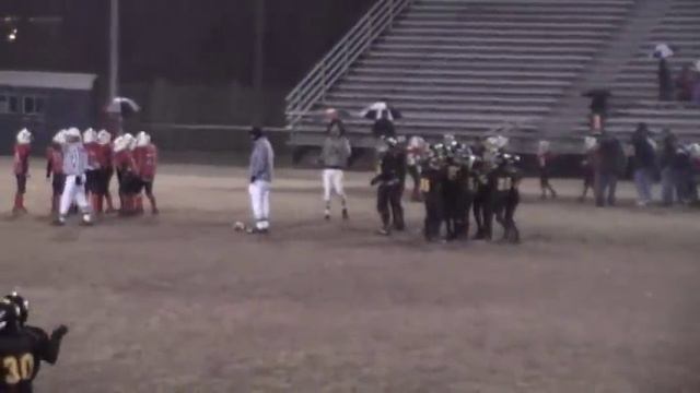 Wrong Ball Trick Play in football gone bad смотреть онлайн