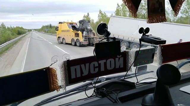 Дальнобой. Рейс в ХМАО 200 КМ по бетонке смотреть онлайн