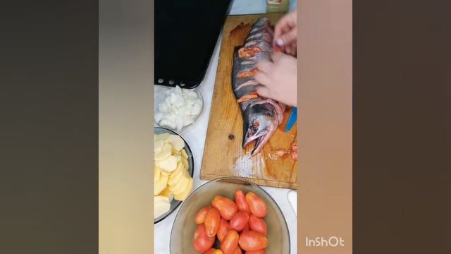 Горбуша в духовке смотреть онлайн