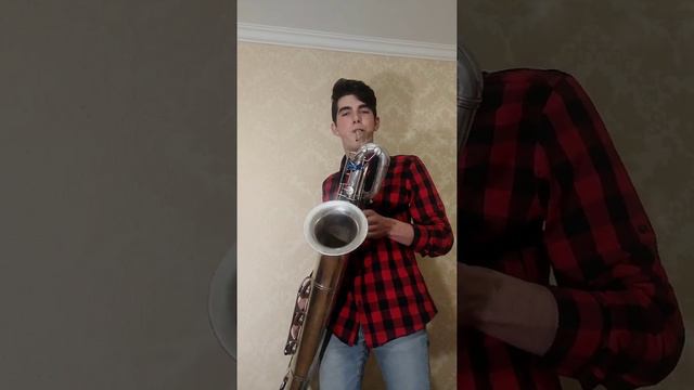 Peter Gunn - Henry Mancini Bari Sax Cover) смотреть онлайн