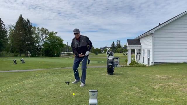 HIT YOUR DRIVER CONSISTENTLY 300 YARDS ON ONE LEG?? How can no weight shift go same distance? смотреть онлайн