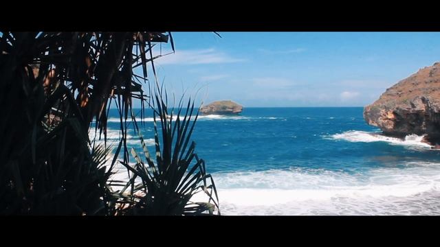 Cinematic Pacitan - The Hidden Paradise of Java - Samsung S8 Footage смотреть онлайн