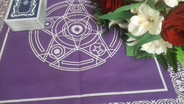 Подарок на Новый год для тех кто в любовном треугольнике или тяжёлых отношениях... смотреть онлайн