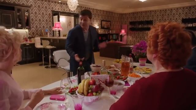 БОЖЕСТВЕННАЯ КОМЕДИЯ ЛУЧШИЕ КОМЕДИИ СМОТРЕТЬ ОНЛАЙН смотреть онлайн