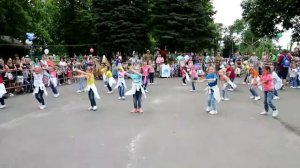 Танец "Недетское время"