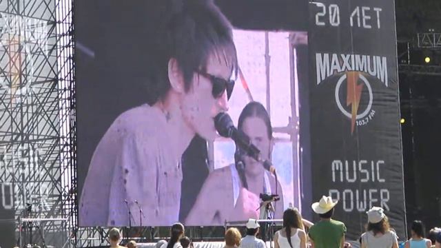 Zemfira   -  Romashki, Maxidrom 28/05/2011