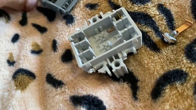 я стал электриком мастером, освоил профессию и экскурсия по столярке смотреть онлайн