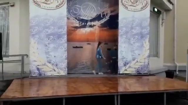 Празднечный первомай. смотреть онлайн