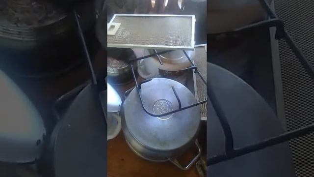 Лёгкий способ отмыть кастрюли и сковородки до блеска. смотреть онлайн