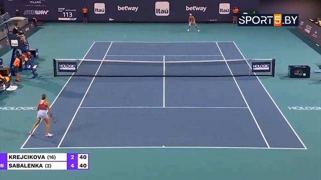 Арина Соболенко взяла реванш у Крейчиковой смотреть онлайн