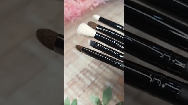 Набор кистей для макияжа от бренда DUcare ❤ смотреть онлайн