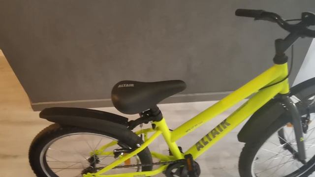 Распаковка – Детский велосипед Forward Altair MTB HT 20 2021 / 1BKT1J101005 смотреть онлайн