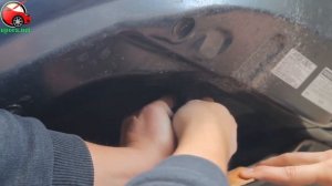 Установка упоров капота (амортизаторов) на Toyota RAV4 4g (www.upora.net)